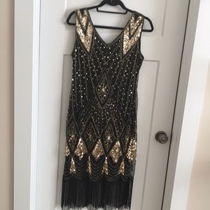 Flapper dress with accessories.